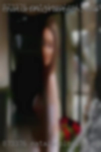 NatalaCplosi black swingers chat Weed, California